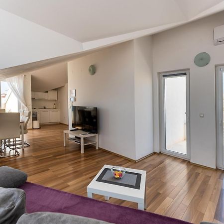 Apartments Barbati Novalja Eksteriør billede