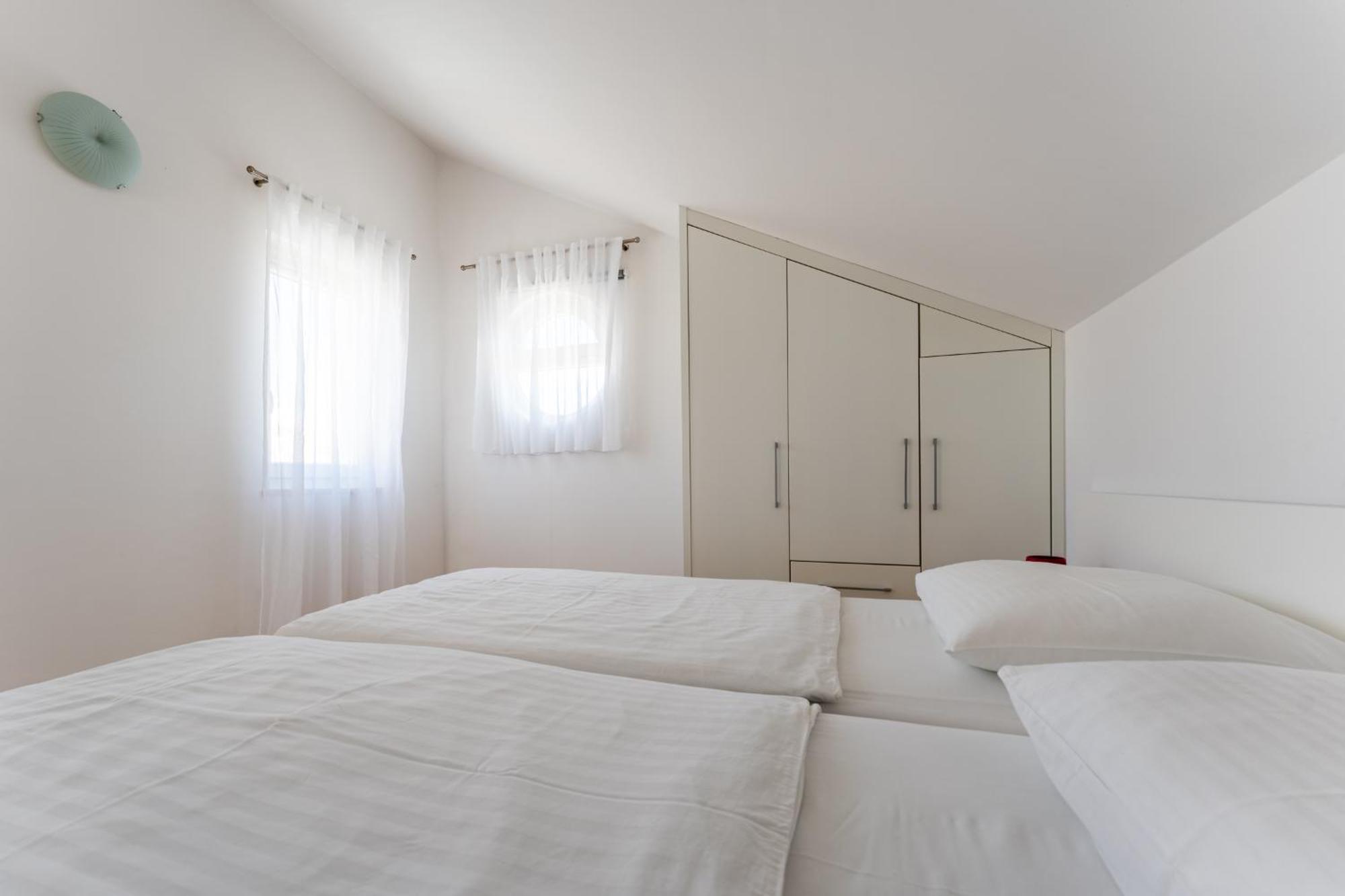 Apartments Barbati Novalja Eksteriør billede