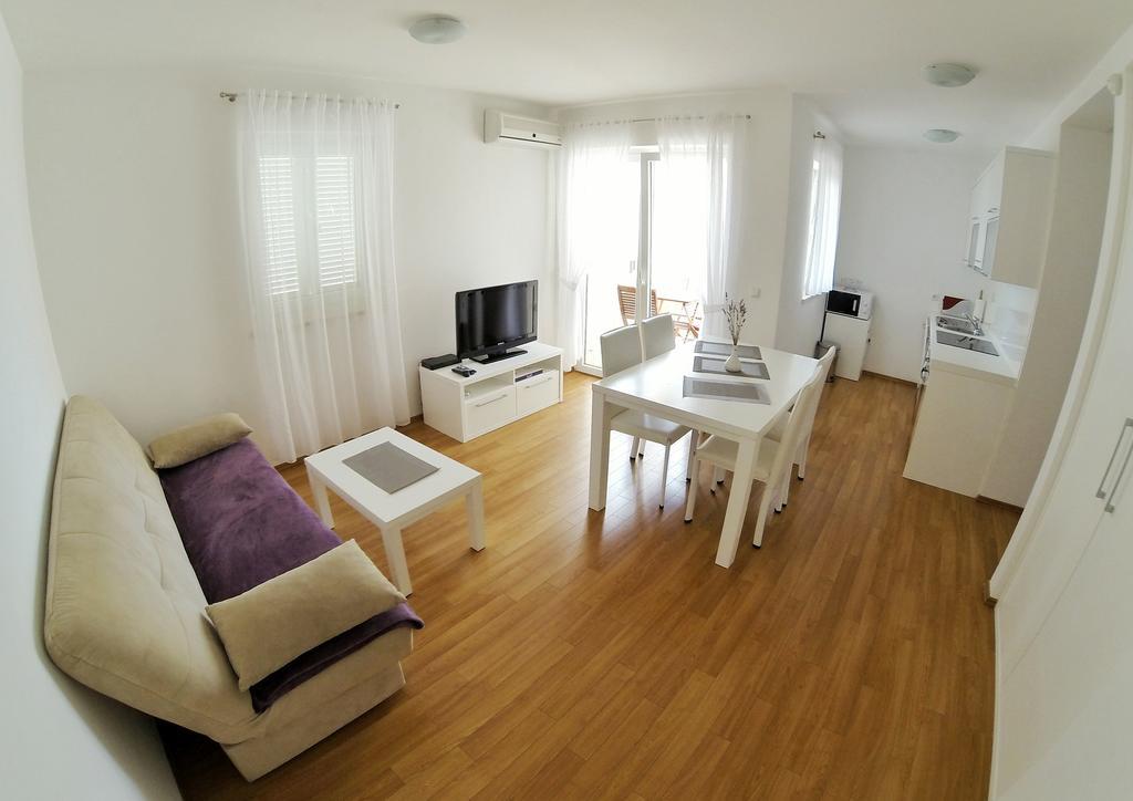 Apartments Barbati Novalja Eksteriør billede